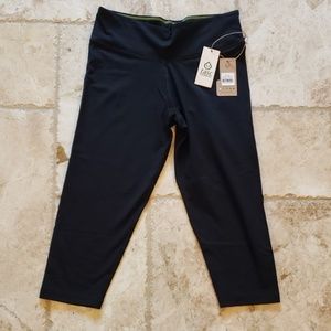 Tasc Performance NOLA Crop leggings